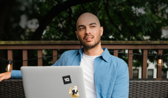 Práca virtuálneho asistenta